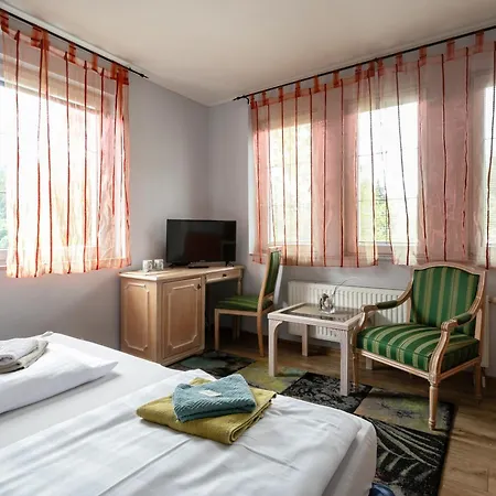 Panorama Bed & Breakfast 3*